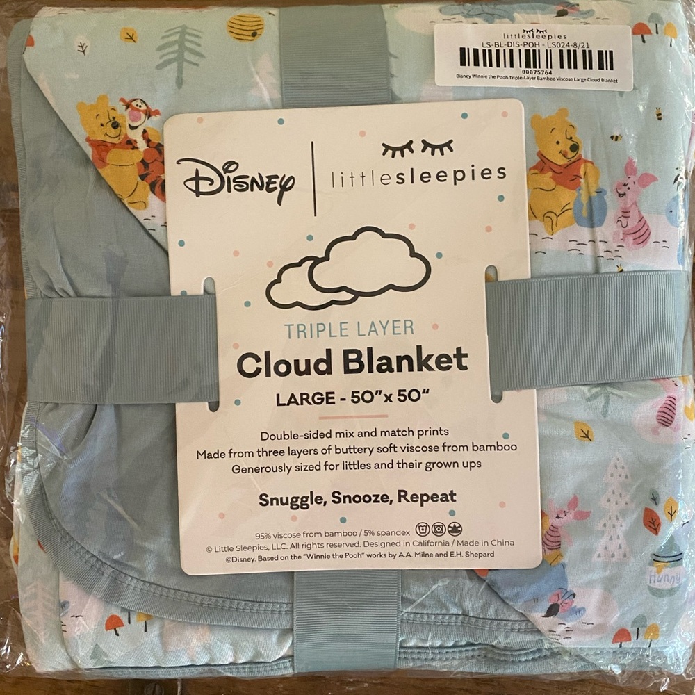 Little sleepies Winnie the Pooh cloud blanket